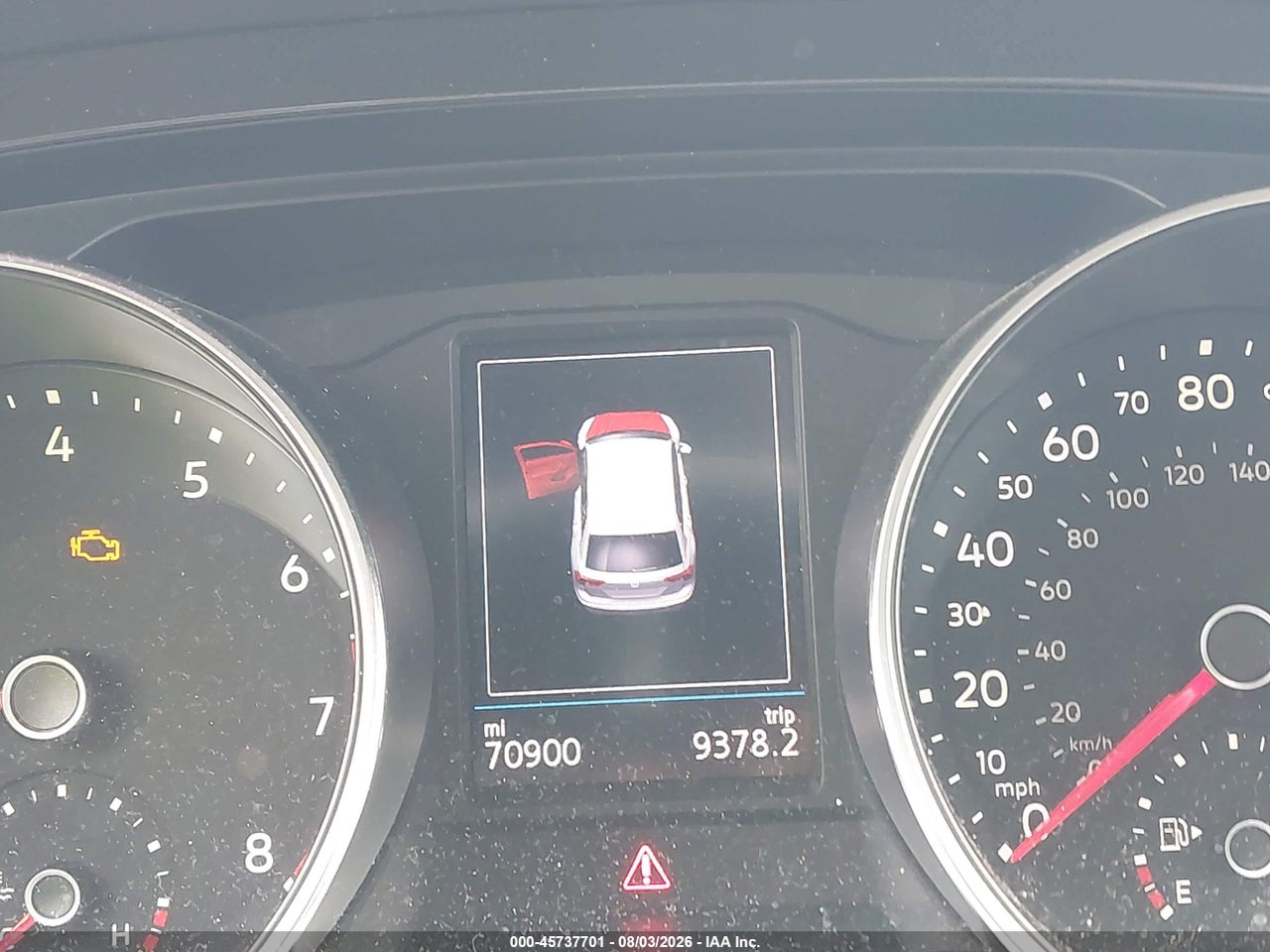 3VV3B7AX2JM****** · 2018 VOLKSWAGEN TIGUAN 2.0T SE/2.0T SEL · 7/11