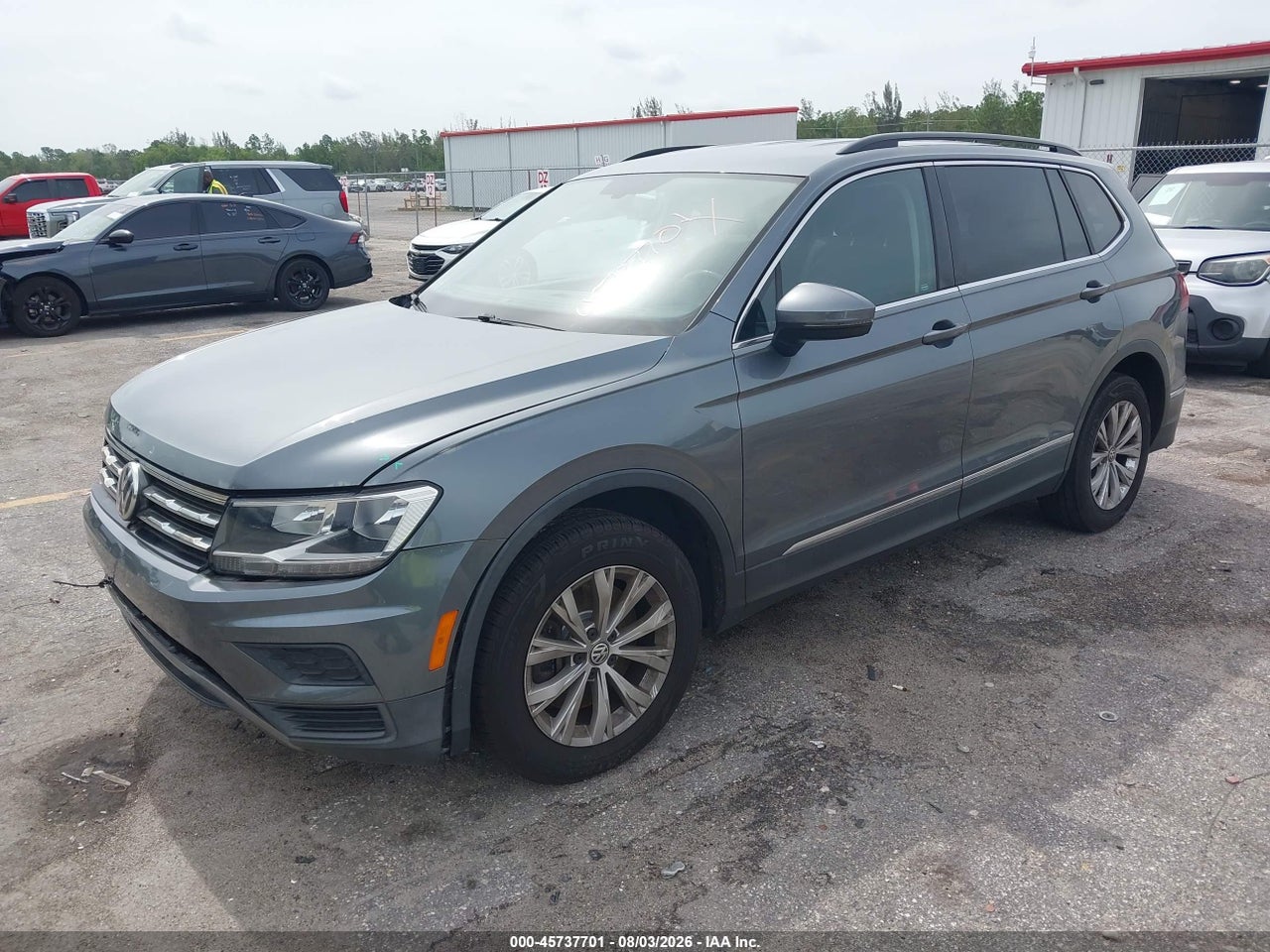 3VV3B7AX2JM****** · 2018 VOLKSWAGEN TIGUAN 2.0T SE/2.0T SEL · 2/11