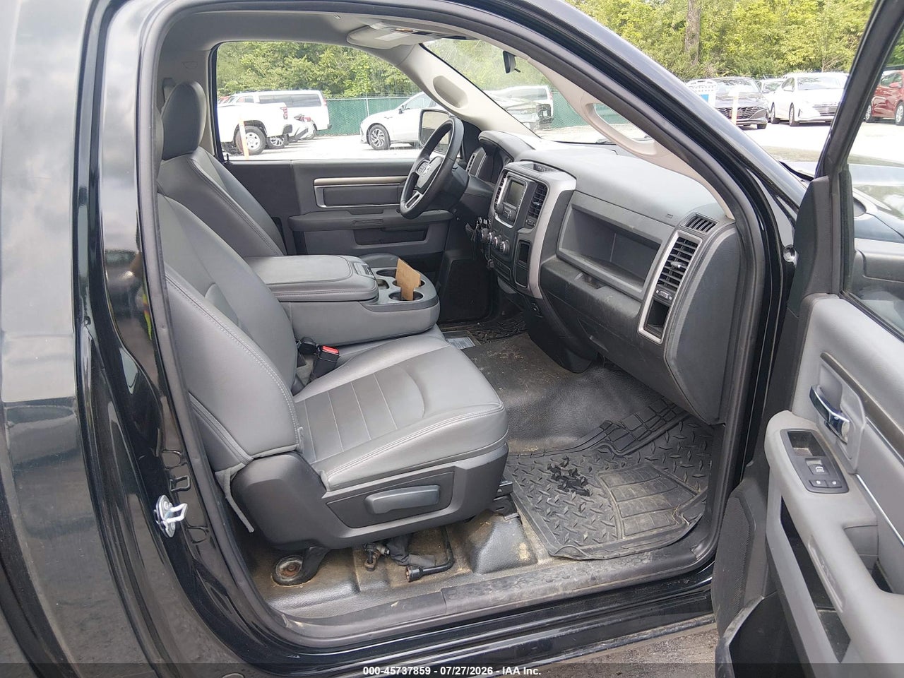 2017 RAM 1500 TRADESMAN  4X4 8' BOX · 5/11
