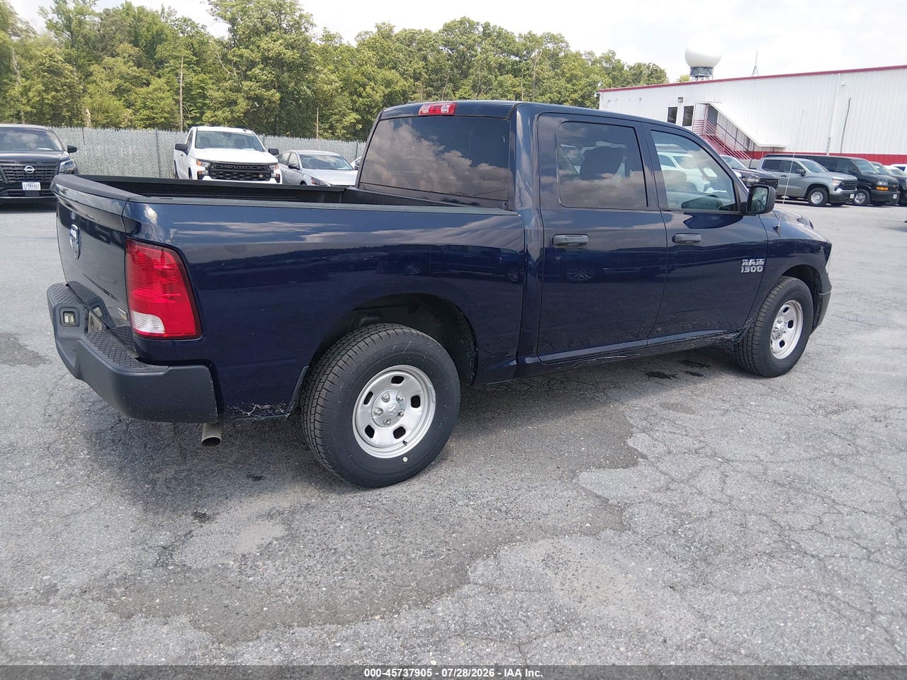 2017 RAM 1500 TRADESMAN  4X2 5'7 BOX · 4/11