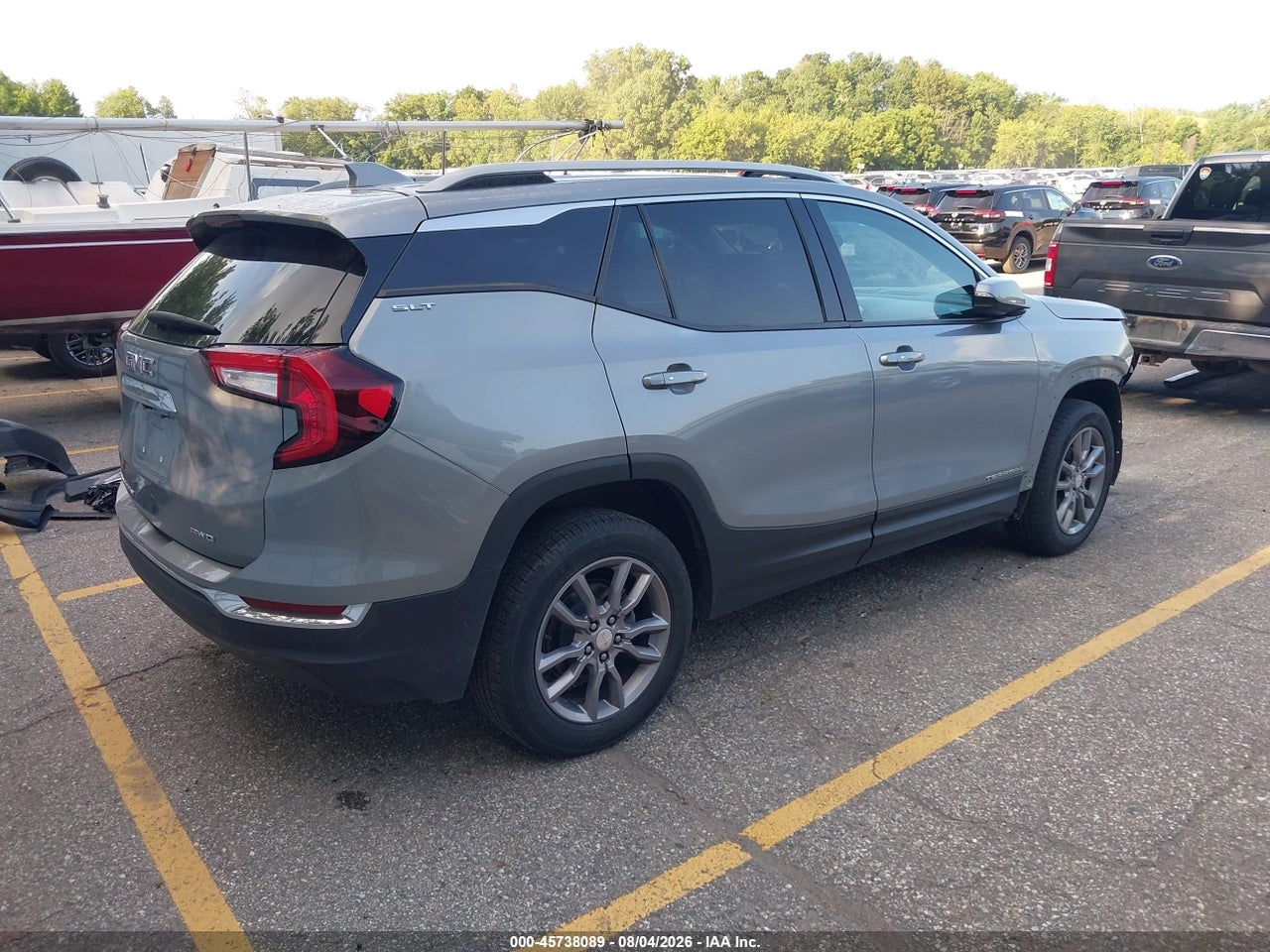 2023 GMC TERRAIN AWD SLT · 4/11