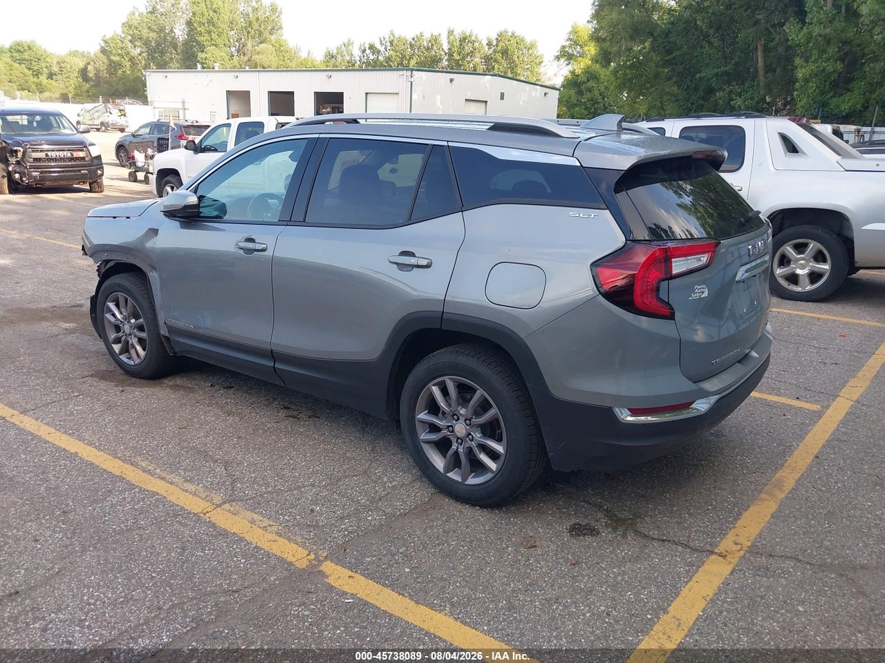 2023 GMC TERRAIN AWD SLT · 3/11