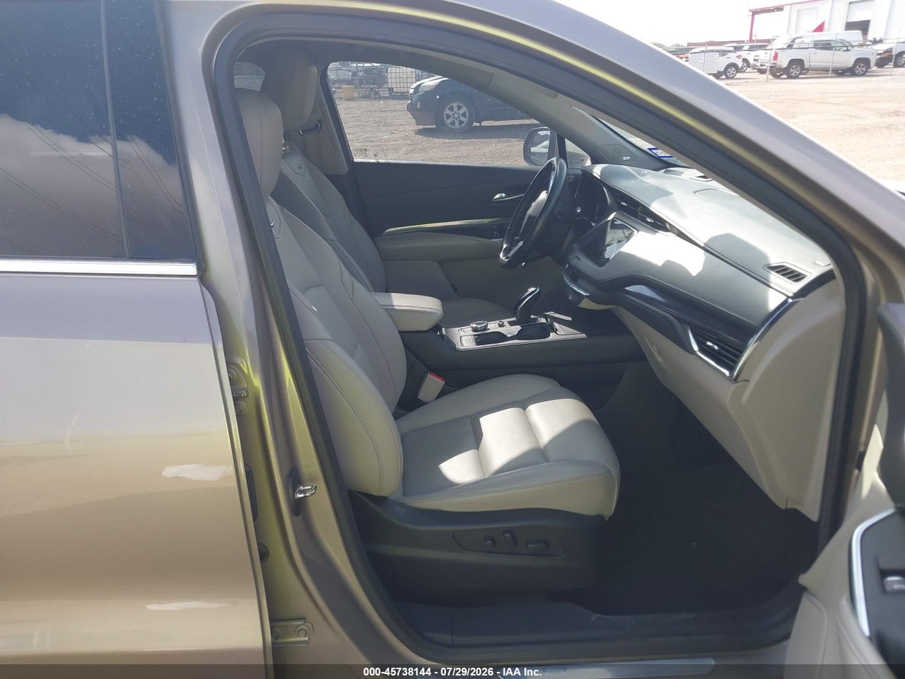 2023 CADILLAC XT4 FWD LUXURY · 5/11