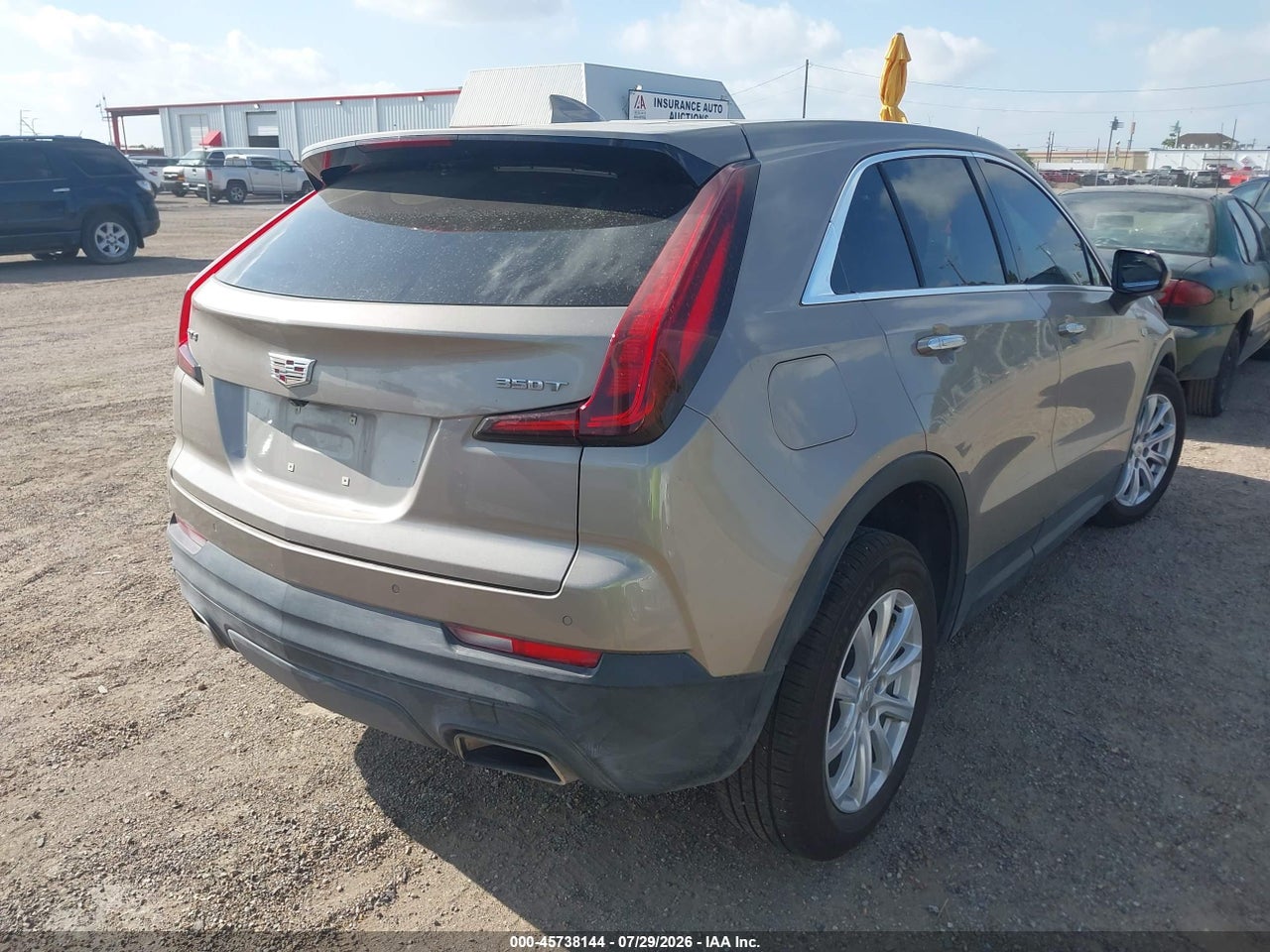 2023 CADILLAC XT4 FWD LUXURY · 4/11