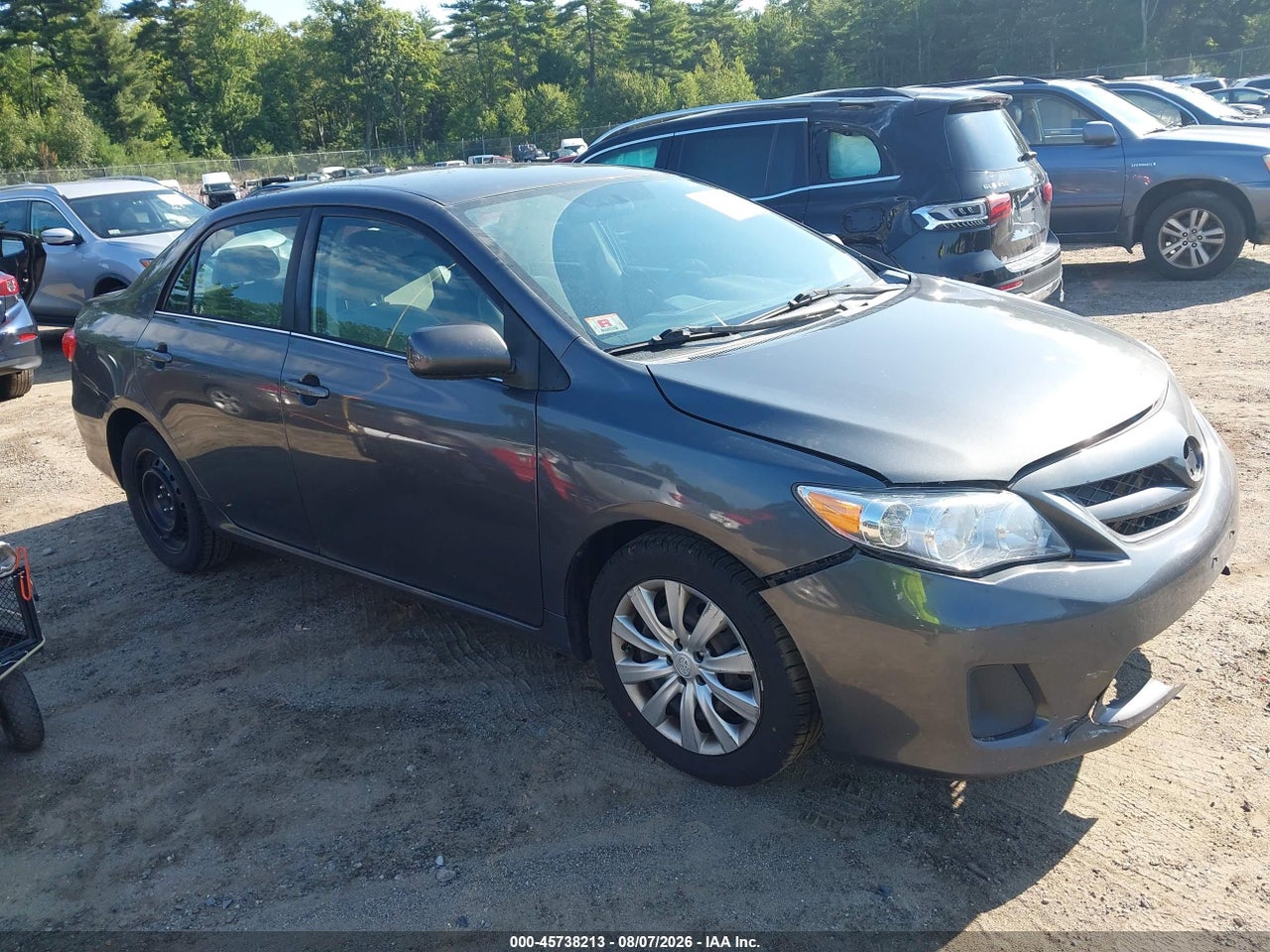 5YFBU4EE5DP****** · 2013 TOYOTA COROLLA LE