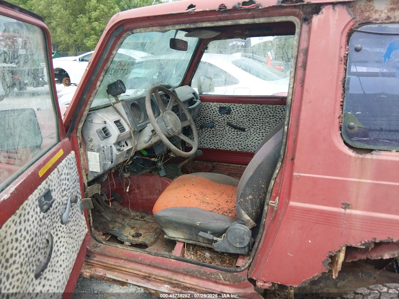 1988 SUZUKI SAMURAI   · 5/10