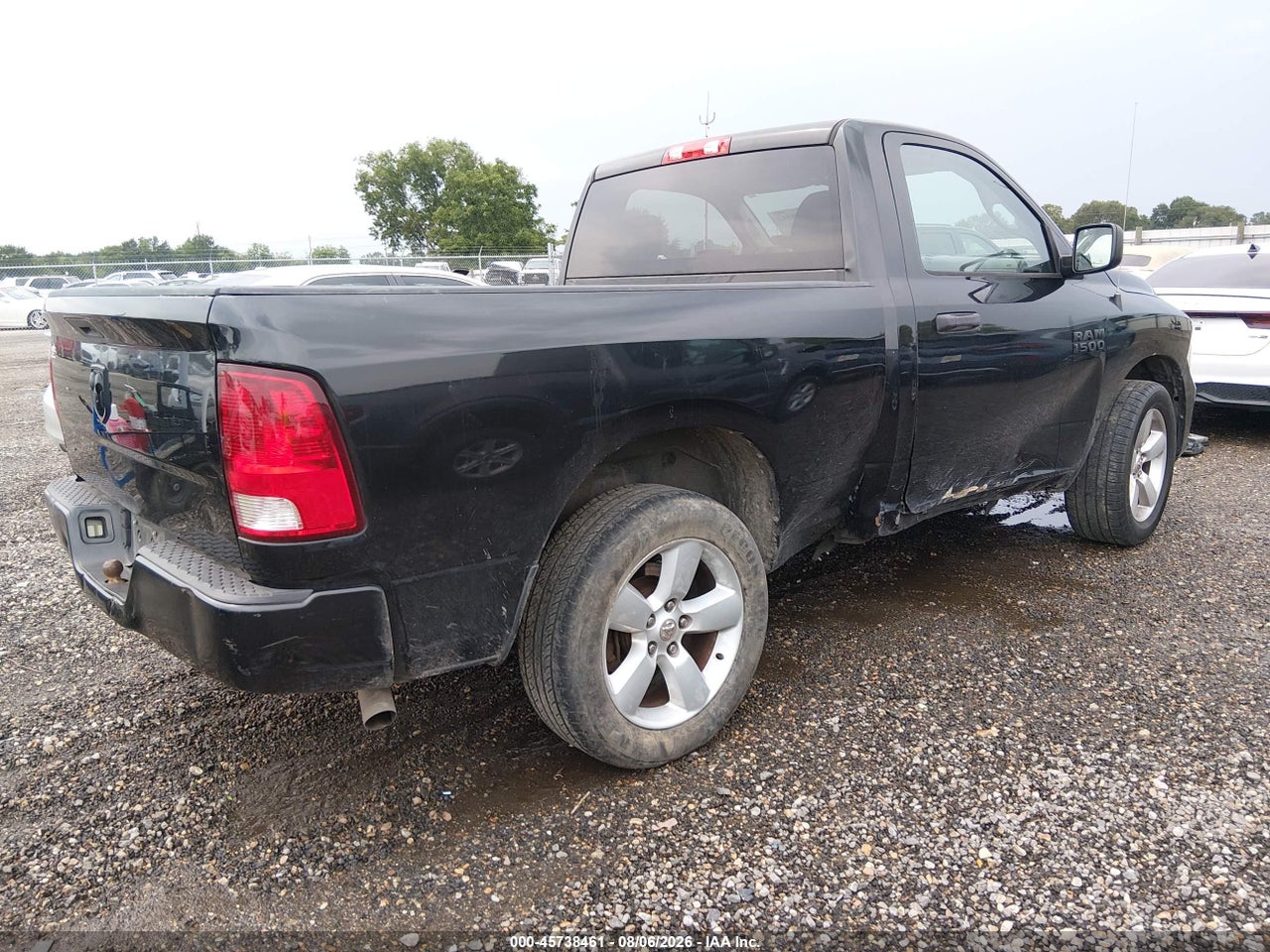 2016 RAM 1500 EXPRESS · 4/11
