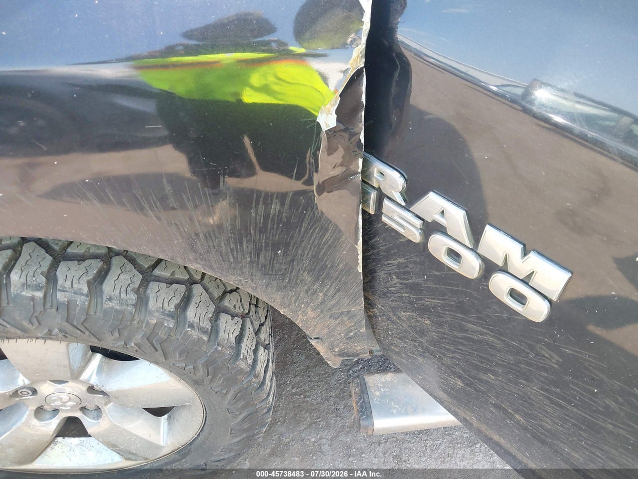 2016 RAM 1500 SLT · 6/11