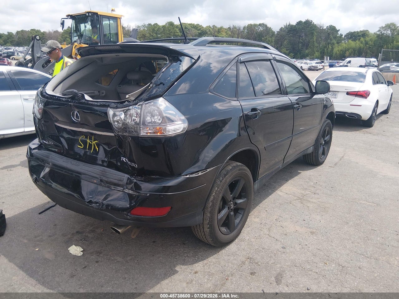 2005 LEXUS RX 330 · 4/10
