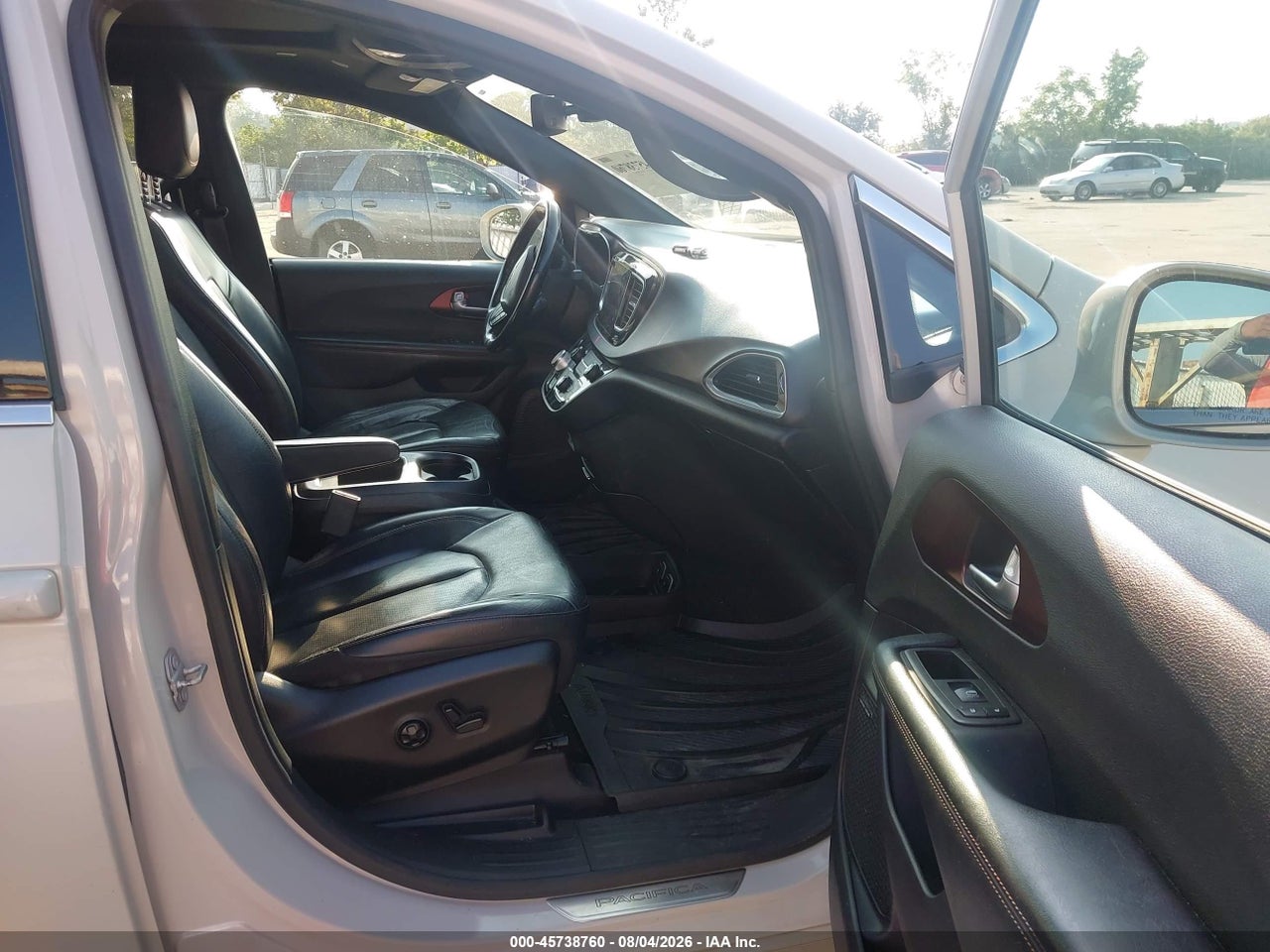 2019 CHRYSLER PACIFICA 35TH ANNIVERSARY TOURING L PLUS · 5/11