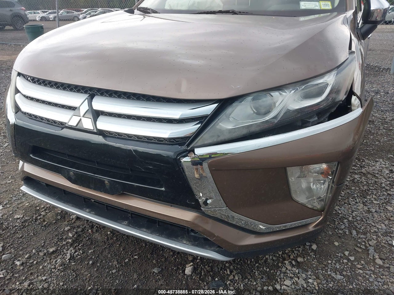 2018 MITSUBISHI ECLIPSE CROSS SE · 6/11