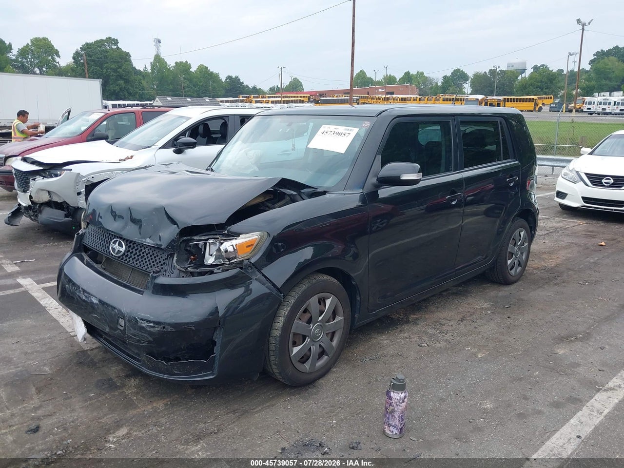 2008 SCION XB   · 2/10
