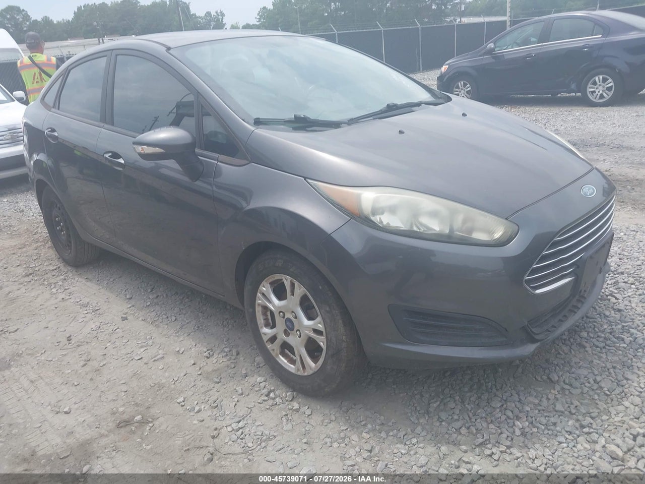 3FADP4BJ8FM****** · 2015 FORD FIESTA SE