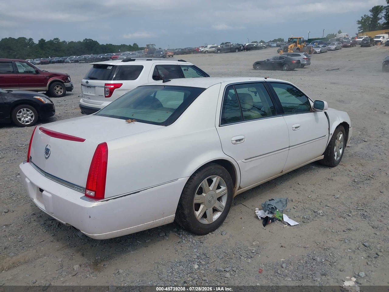 2006 CADILLAC DTS 1SB · 4/10