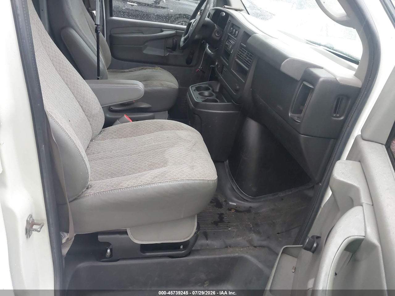 2012 GMC SAVANA 1500 WORK VAN · 5/11
