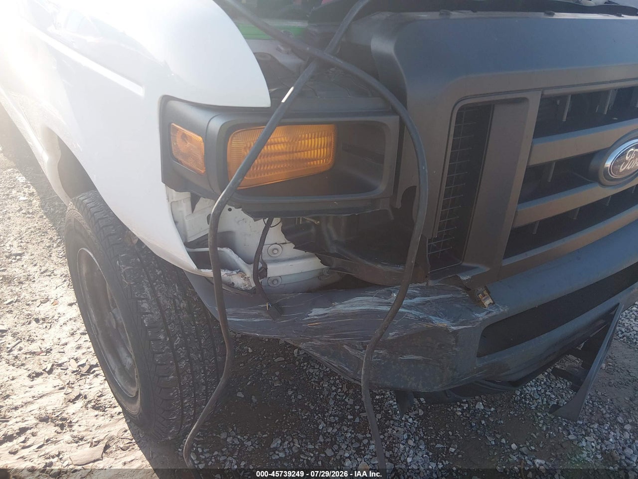 2012 FORD E-150 COMMERCIAL · 6/11