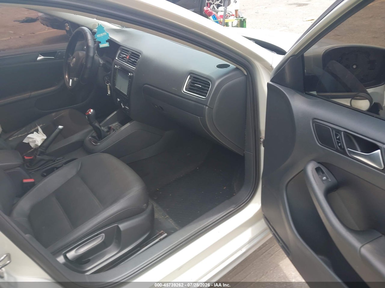 2011 VOLKSWAGEN JETTA 2.5L SE · 5/11