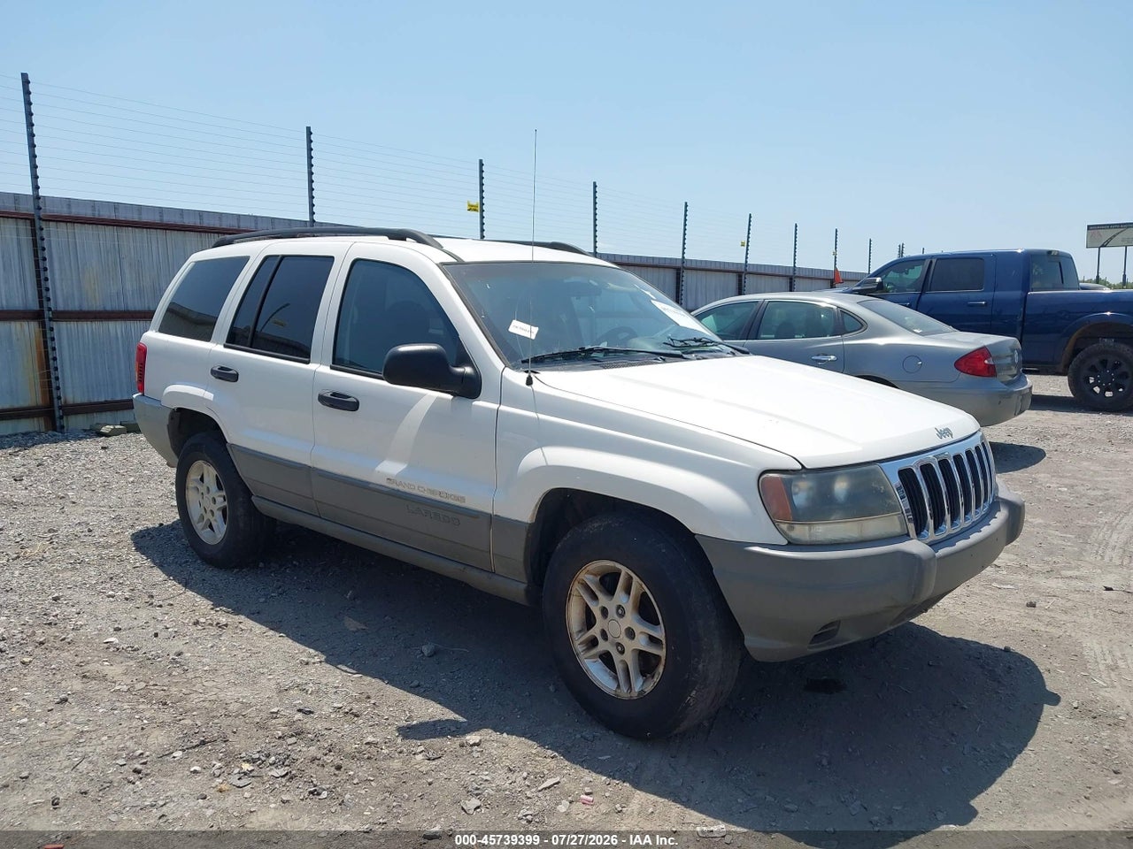 1J4GX48S62C****** · 2002 JEEP GRAND CHEROKEE LAREDO