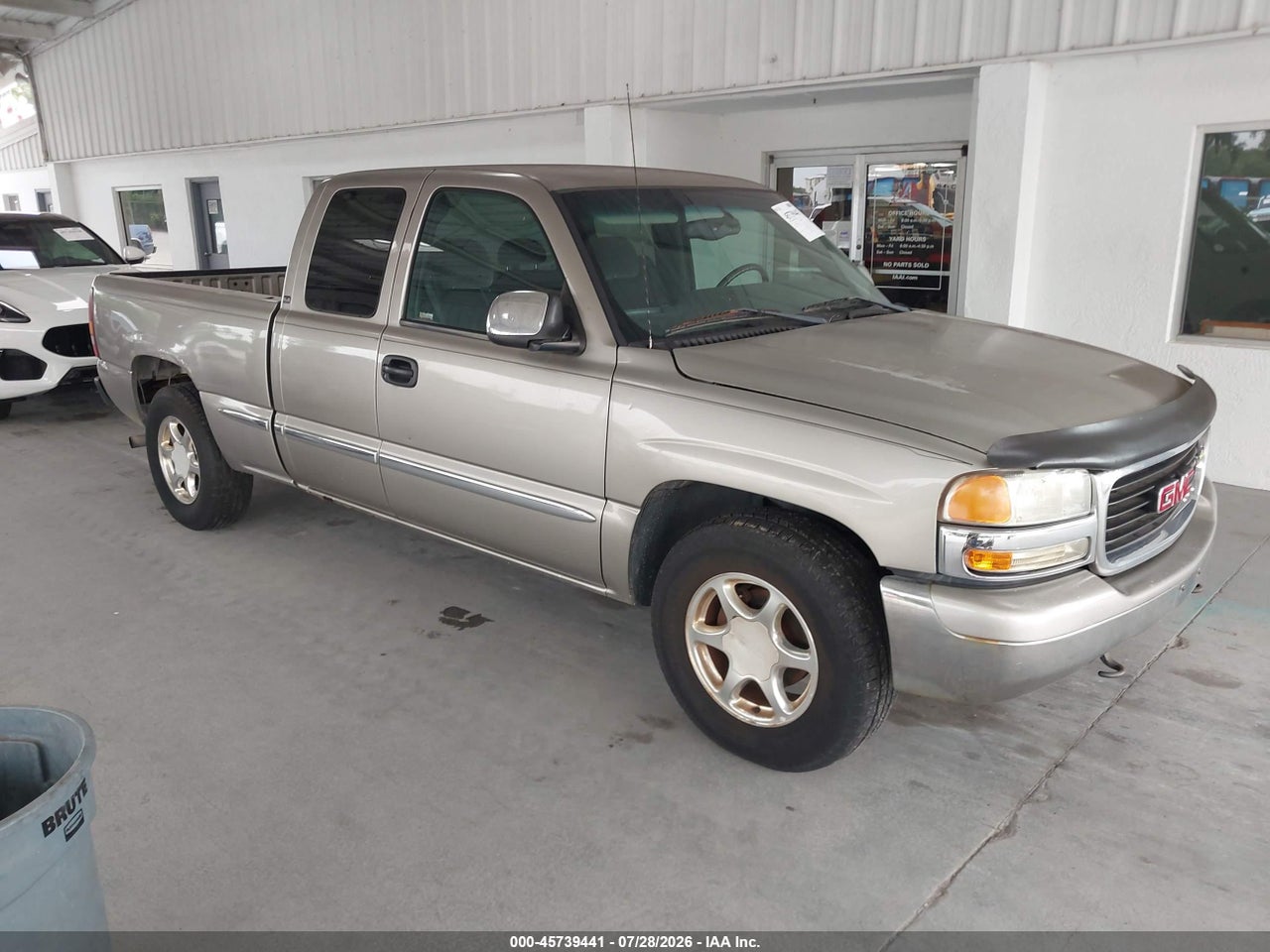 2GTEC19V621****** · 2002 GMC SIERRA 1500 SLE