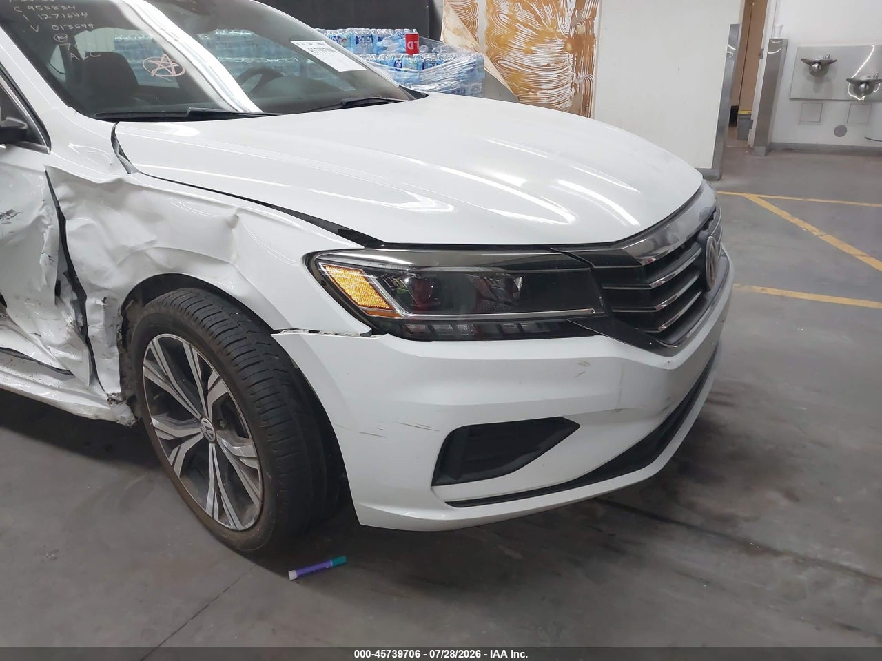 2021 VOLKSWAGEN PASSAT 2.0T SE · 6/11