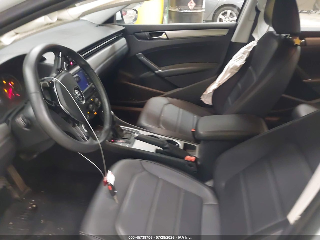2021 VOLKSWAGEN PASSAT 2.0T SE · 5/11