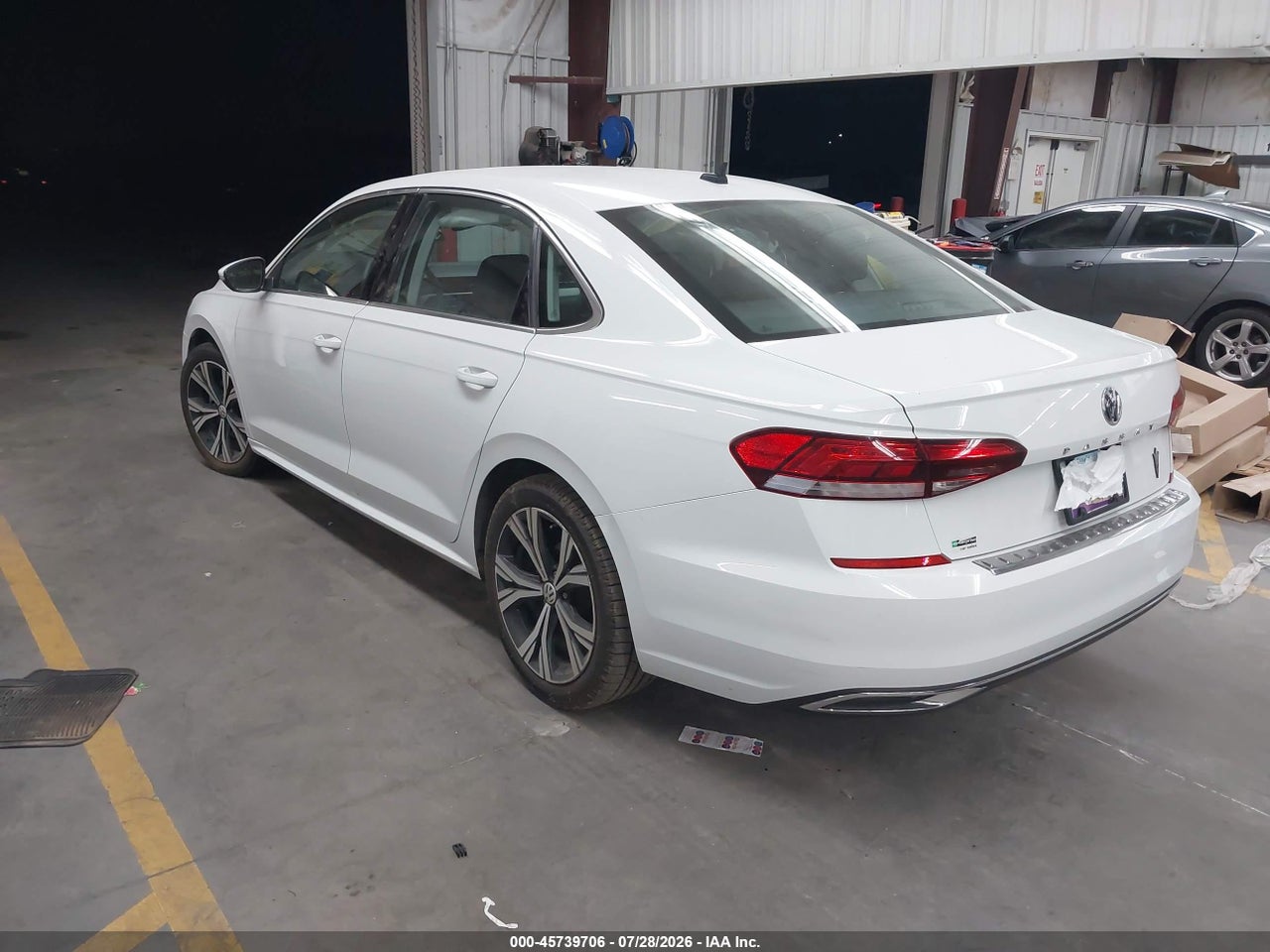 2021 VOLKSWAGEN PASSAT 2.0T SE · 3/11