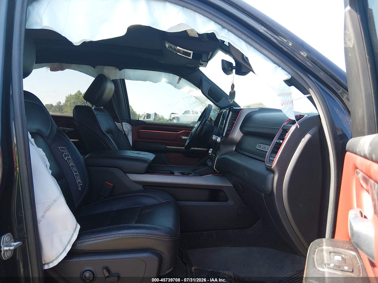 2019 RAM 1500 REBEL  4X4 5'7 BOX · 5/11