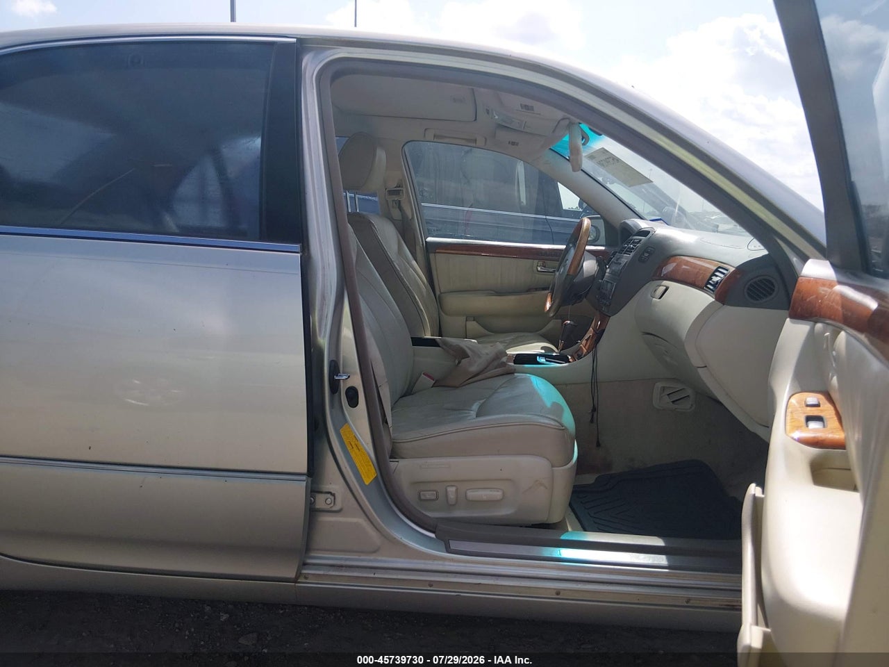 2003 LEXUS LS 430   · 5/11