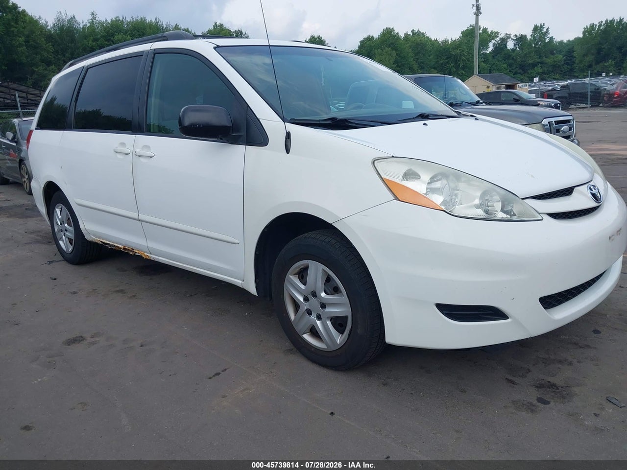 5TDZA23C36S****** · 2006 TOYOTA SIENNA LE