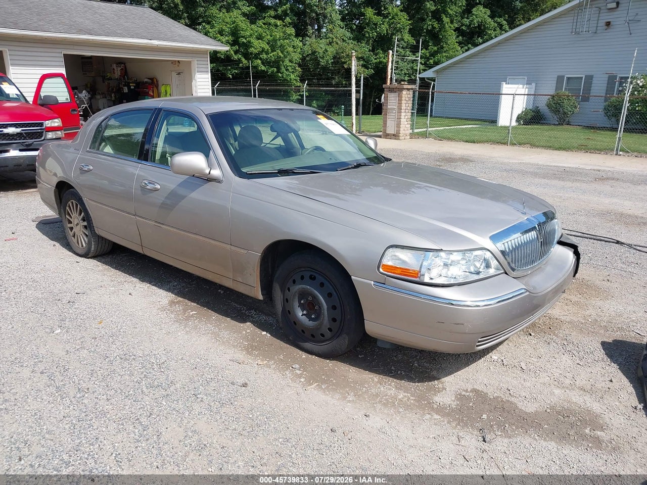 1LNHM81W33Y****** · 2003 LINCOLN TOWN CAR EXECUTIVE