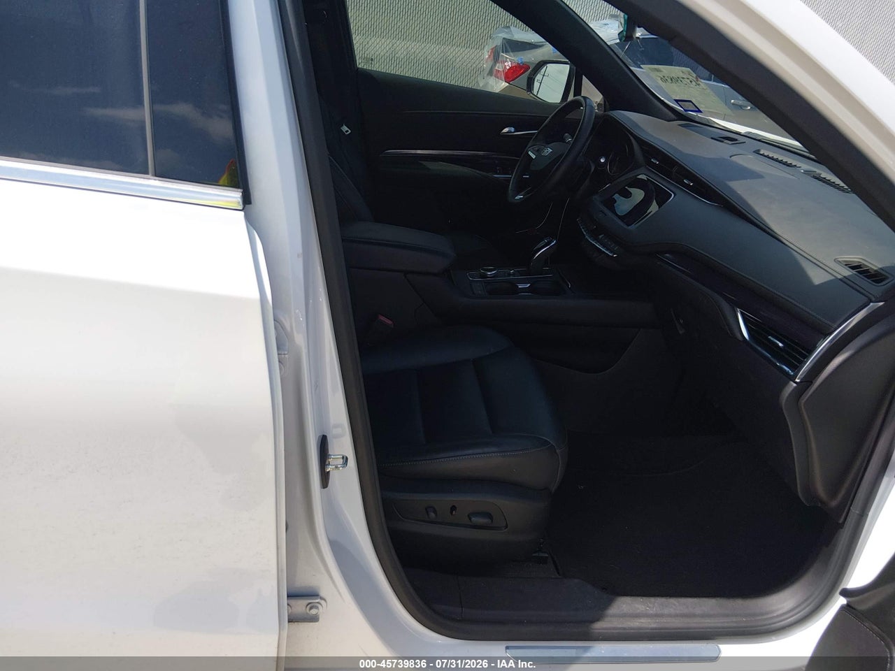 2023 CADILLAC XT4 FWD LUXURY · 5/11