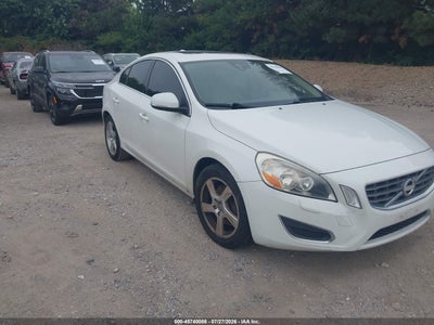 YV1622FS6C2****** · 2012 VOLVO S60 T5/T5 W/MOONROOF