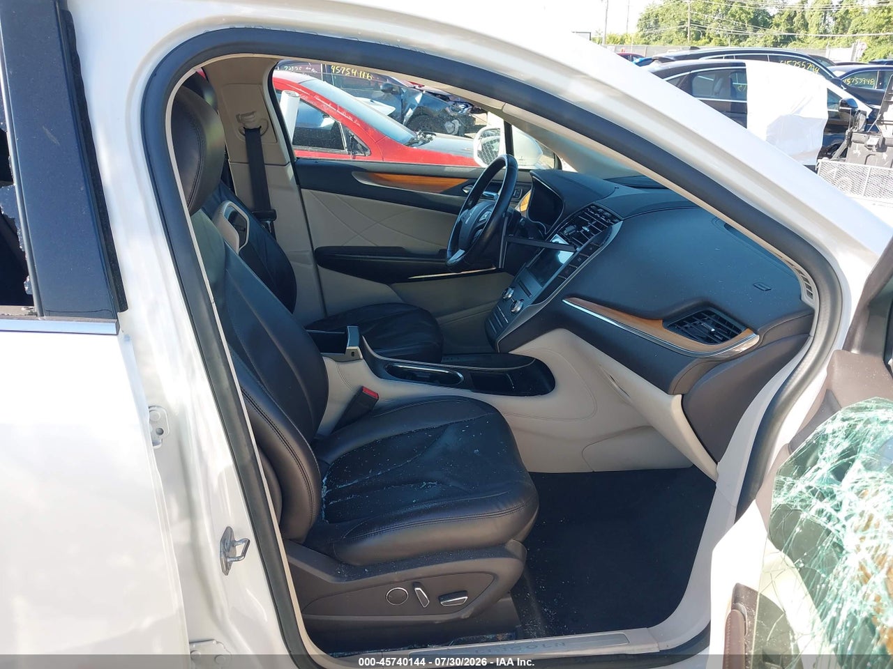2017 LINCOLN MKC SELECT · 5/11