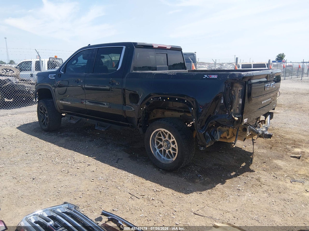 1GTU9DEL8KZ****** · 2019 GMC SIERRA 1500 SLT · 3/11