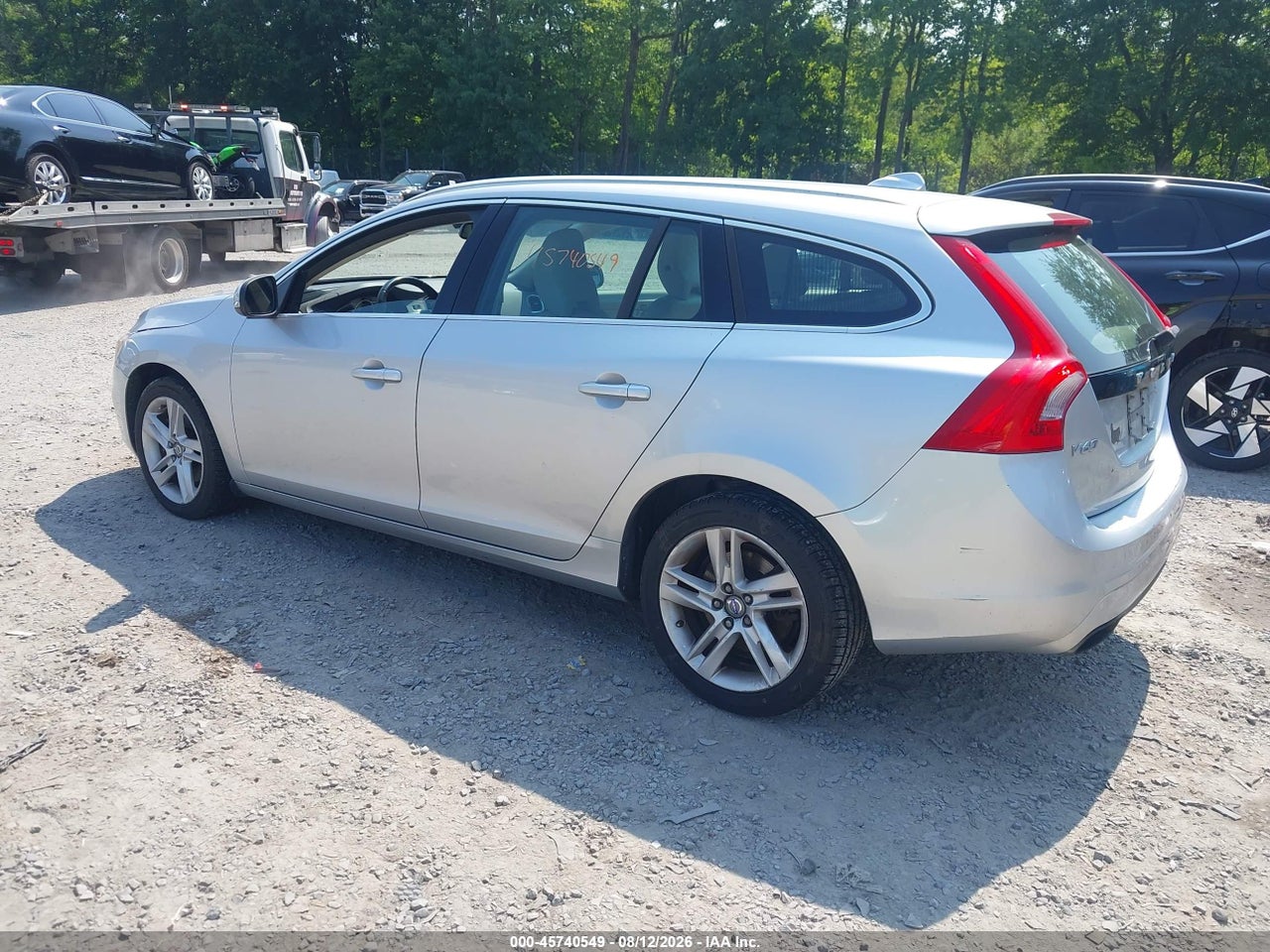 2015 VOLVO V60 T5 PREMIER · 3/11