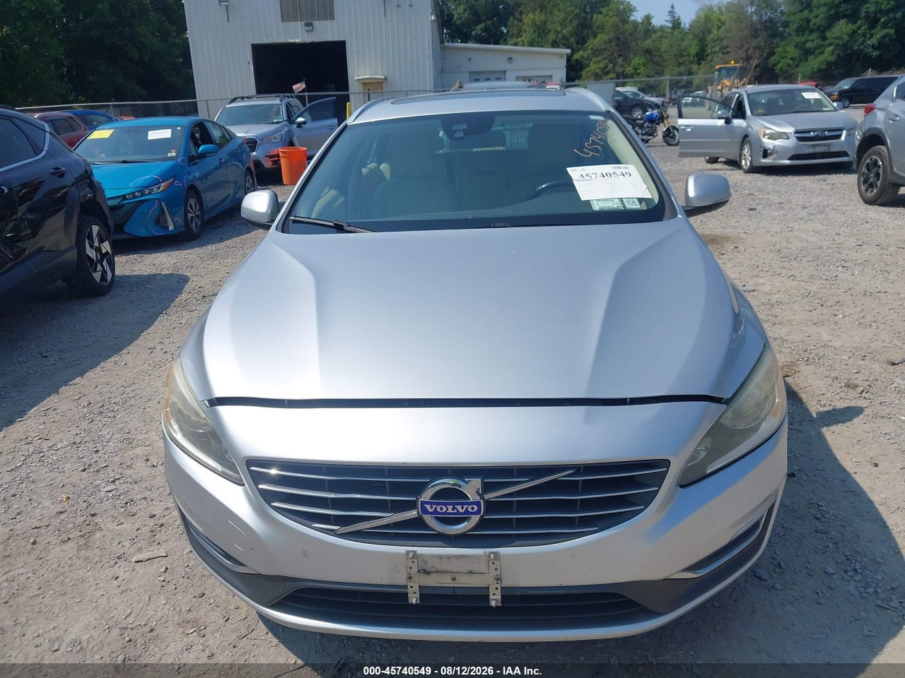 2015 VOLVO V60 T5 PREMIER · 6/11
