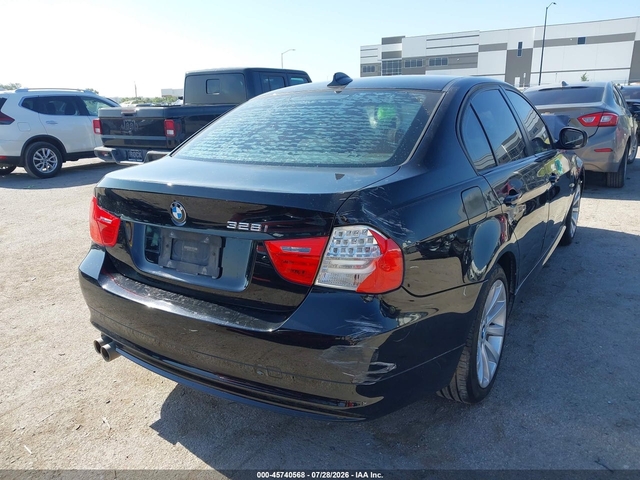 2011 BMW 328I XDRIVE · 4/11