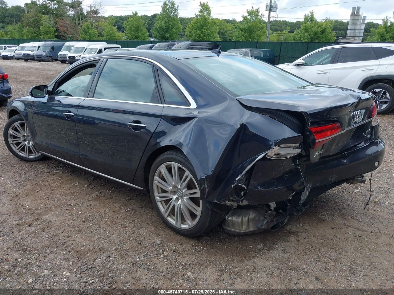 WAU34AFD8GN****** · 2016 AUDI A8 L 3.0T · 3/11