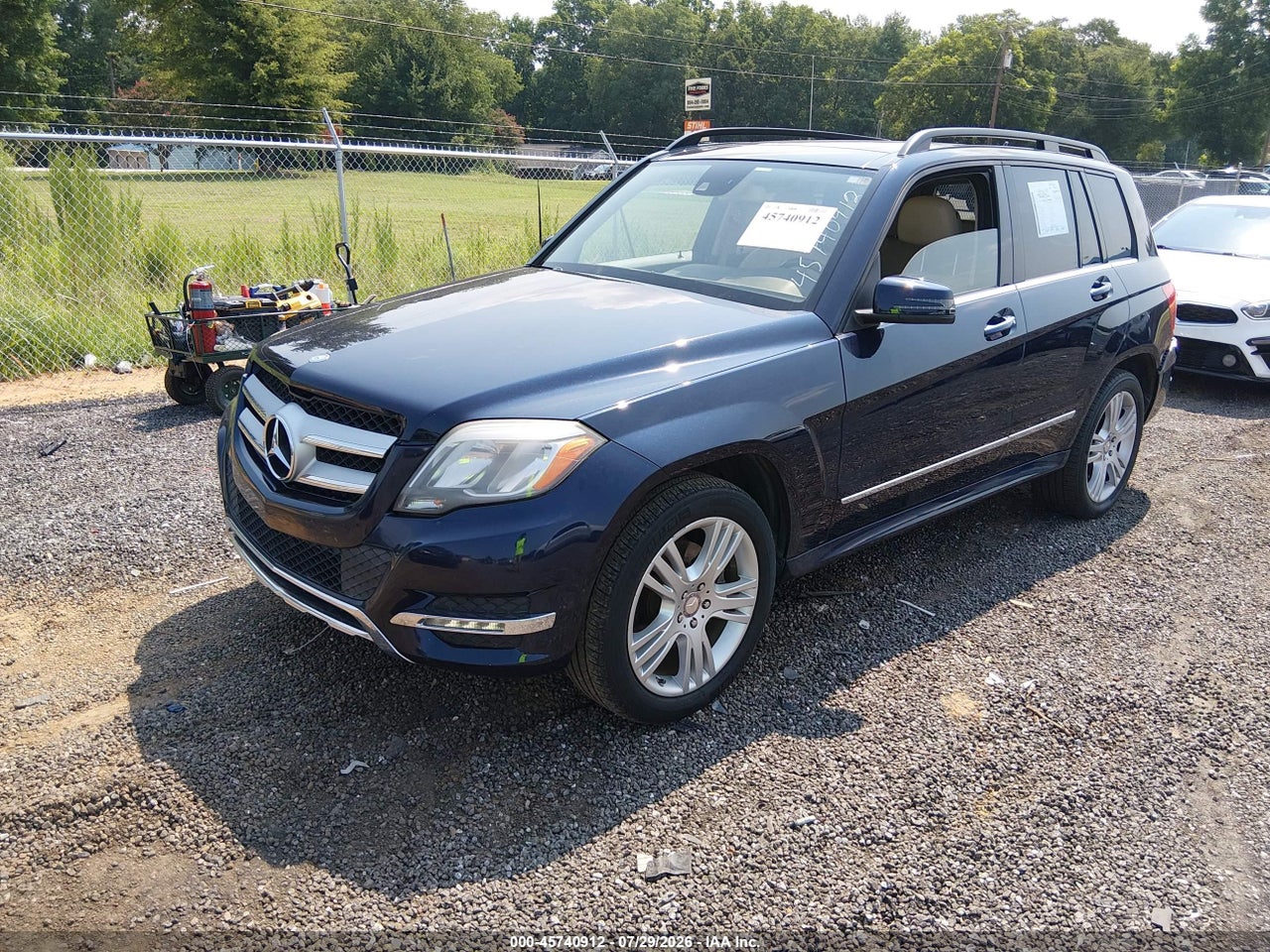 2015 MERCEDES-BENZ GLK 350   · 2/11
