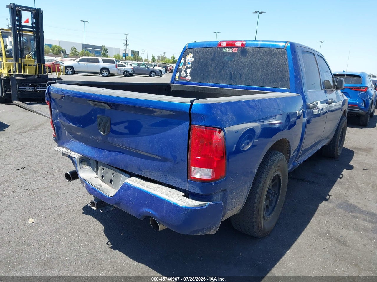 2016 RAM 1500 EXPRESS · 4/11