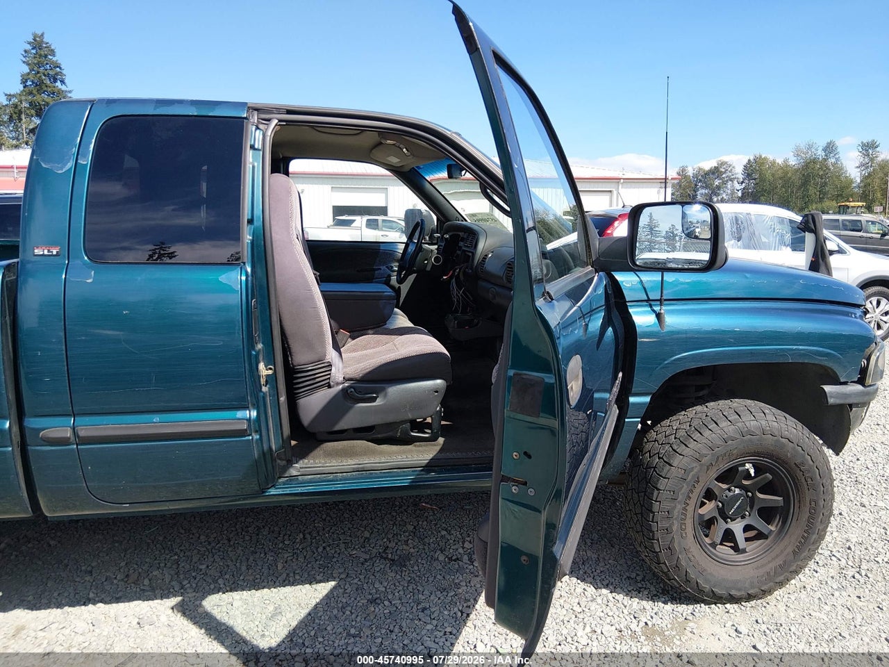 1B7HF13ZXWJ****** · 1998 DODGE RAM 1500 ST · 5/11