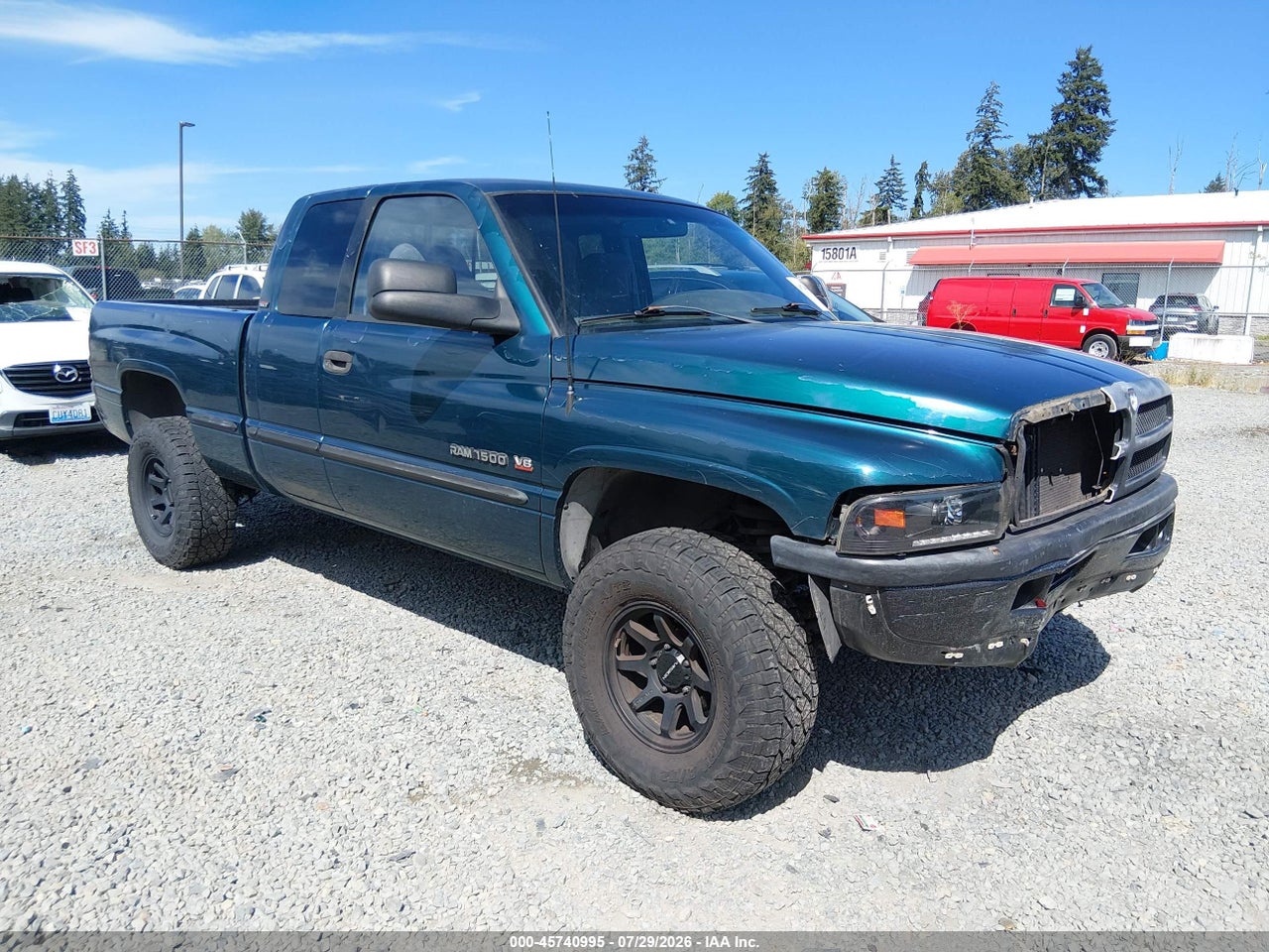 1B7HF13ZXWJ****** · 1998 DODGE RAM 1500 ST