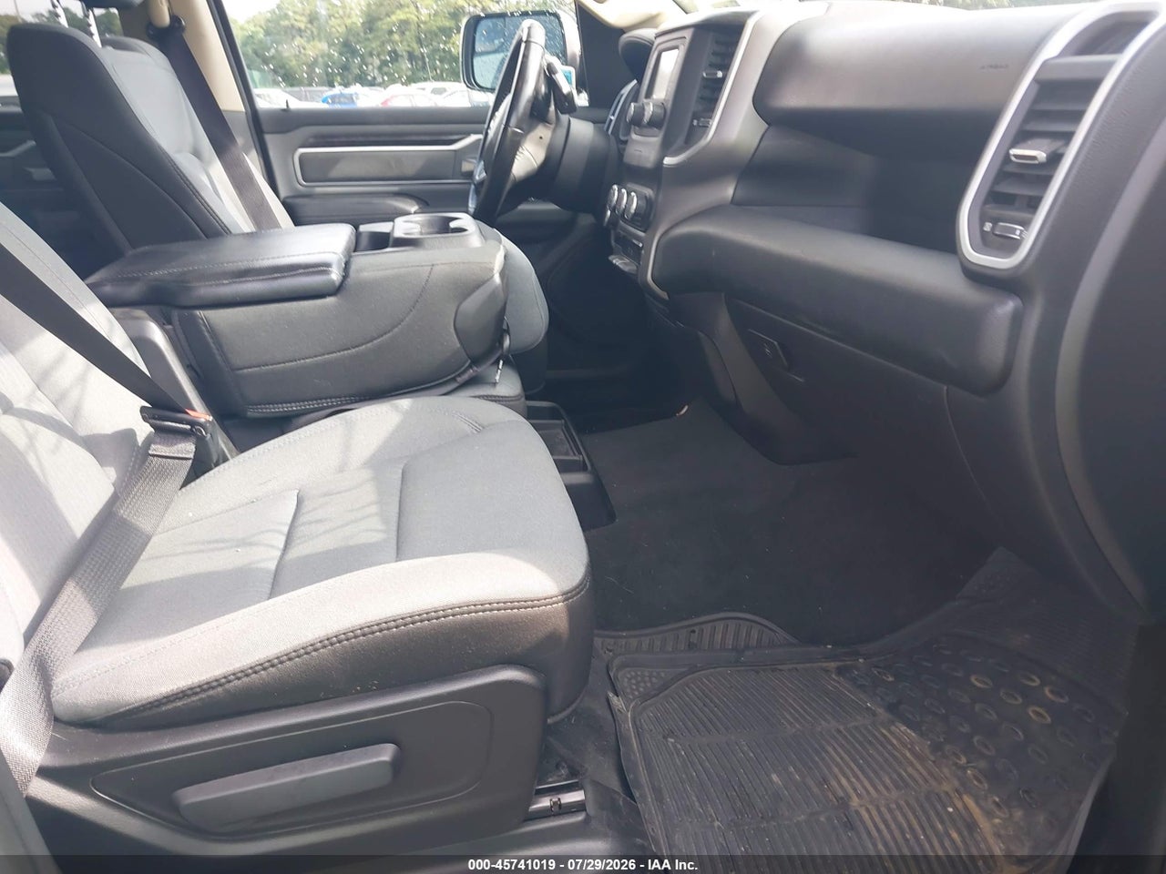 2020 RAM 1500 · 5/11