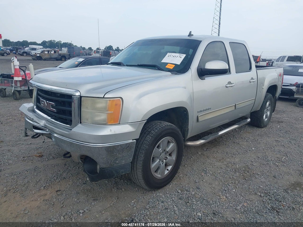 3GTP2WE33BG****** · 2011 GMC SIERRA 1500 SLT · 2/11