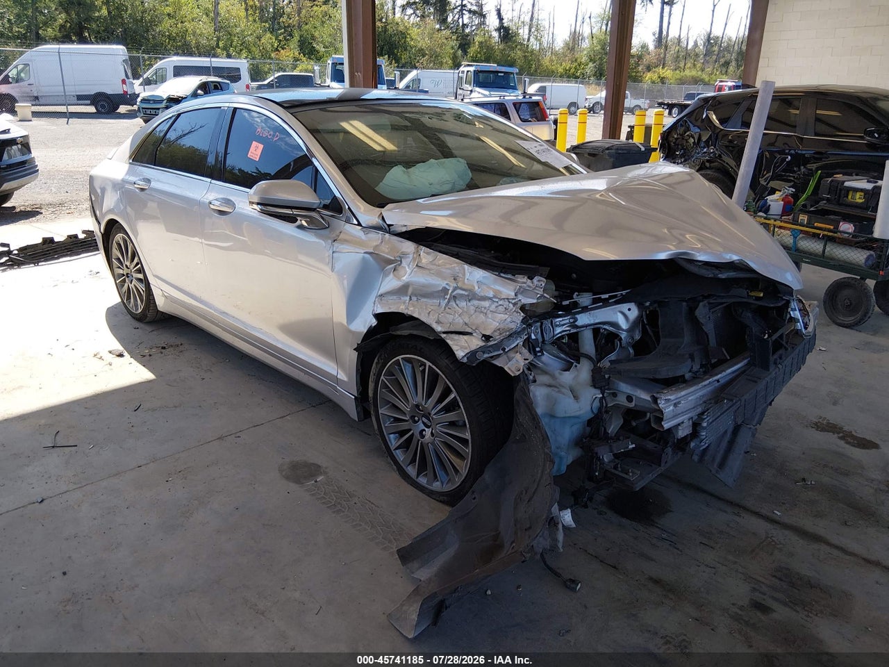 3LN6L2LU8ER****** · 2014 LINCOLN MKZ HYBRID