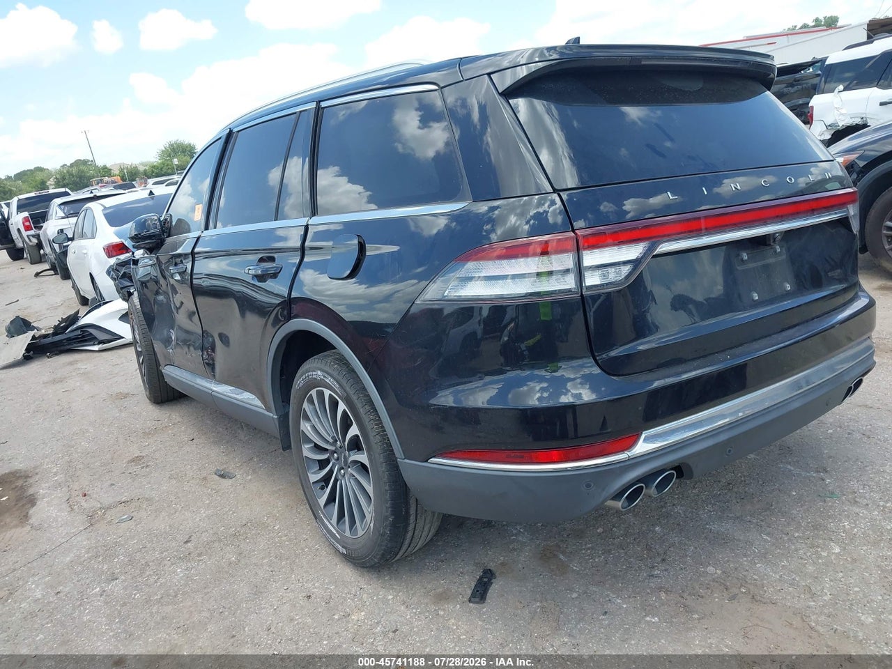 2021 LINCOLN AVIATOR RESERVE · 3/10