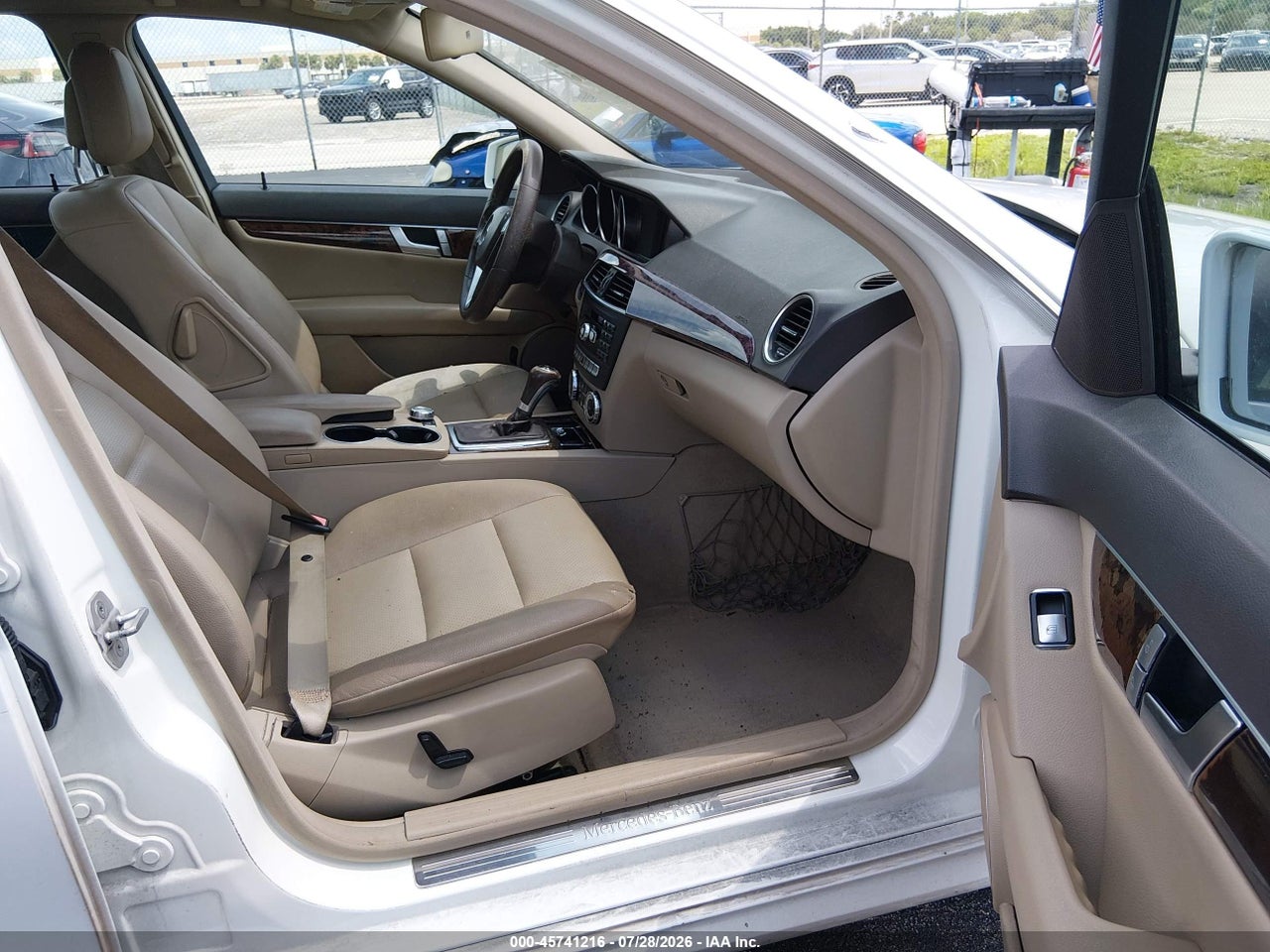 2014 MERCEDES-BENZ C 250 SPORT · 5/11