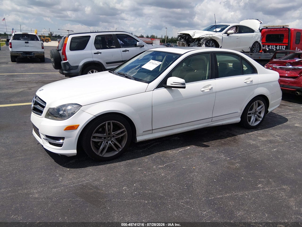 2014 MERCEDES-BENZ C 250 SPORT · 2/11