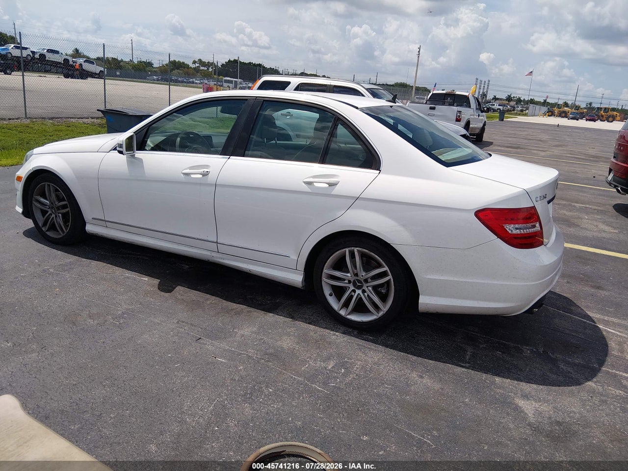 2014 MERCEDES-BENZ C 250 SPORT · 3/11