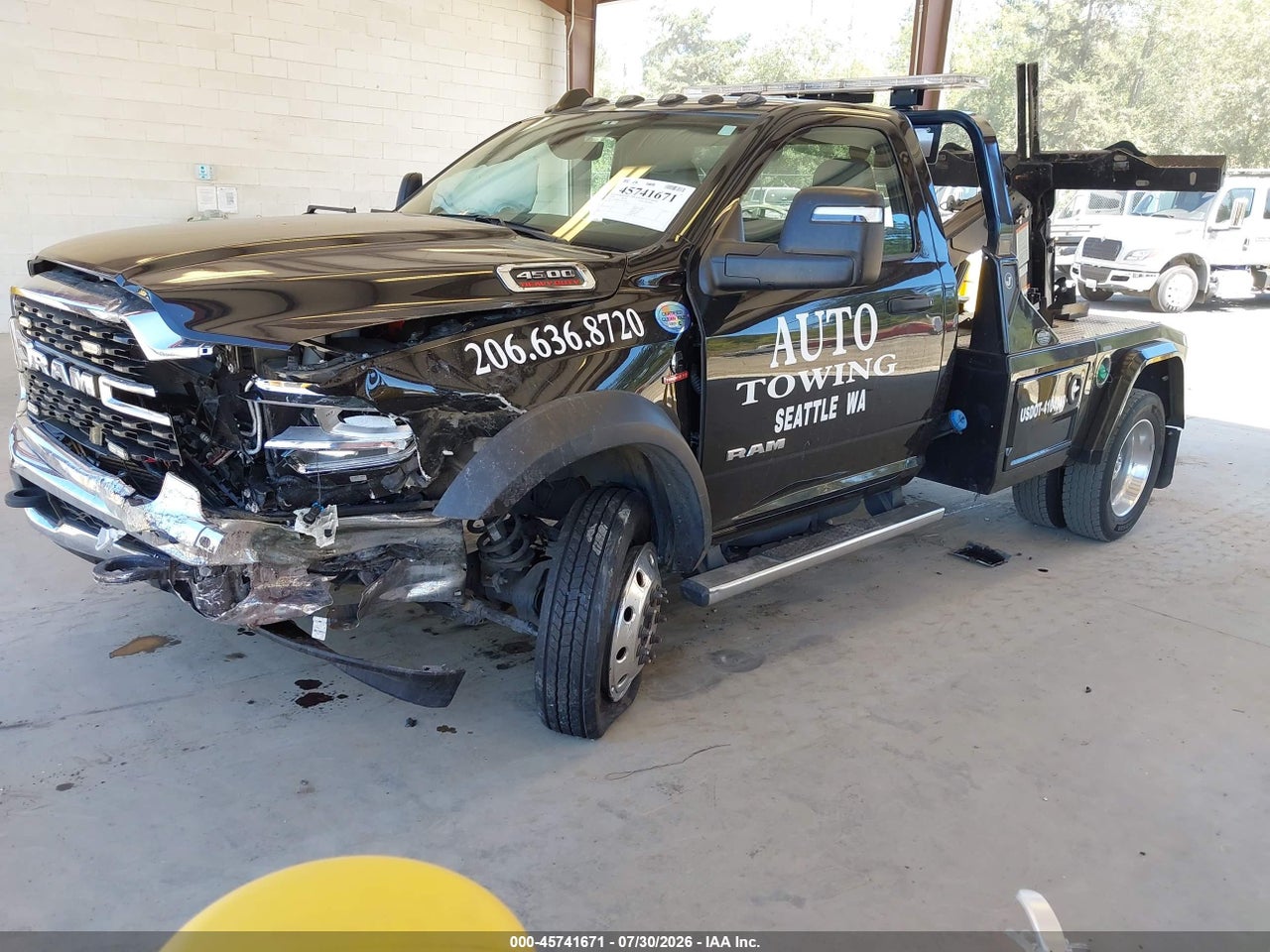 2024 RAM 4500 CHASSIS TRADESMAN/SLT · 2/11